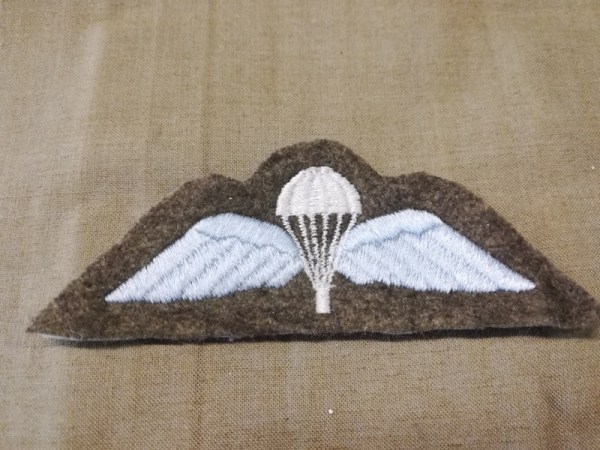 nášivka gb para-800x600